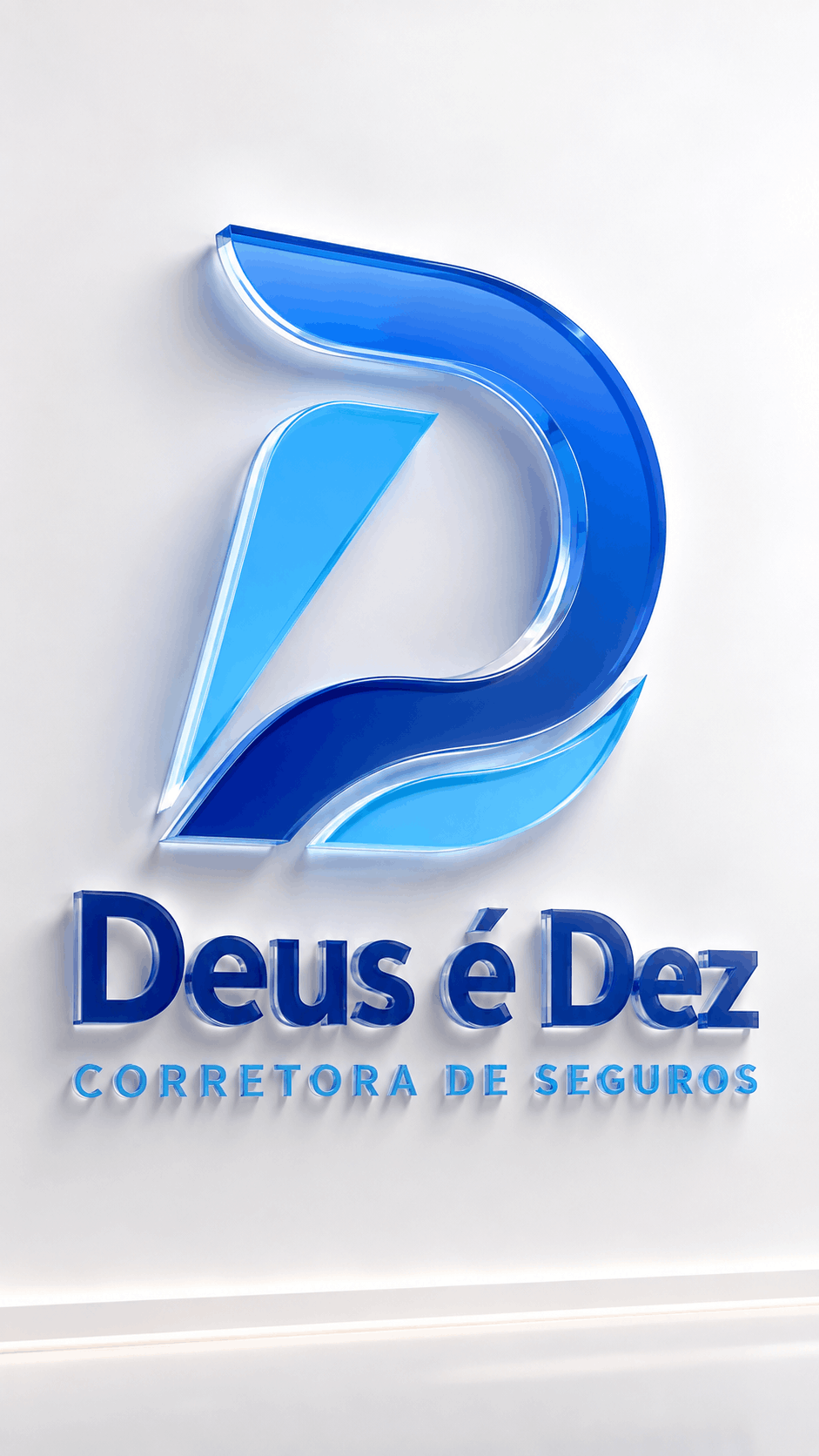 Consultora de seguros em atendimento